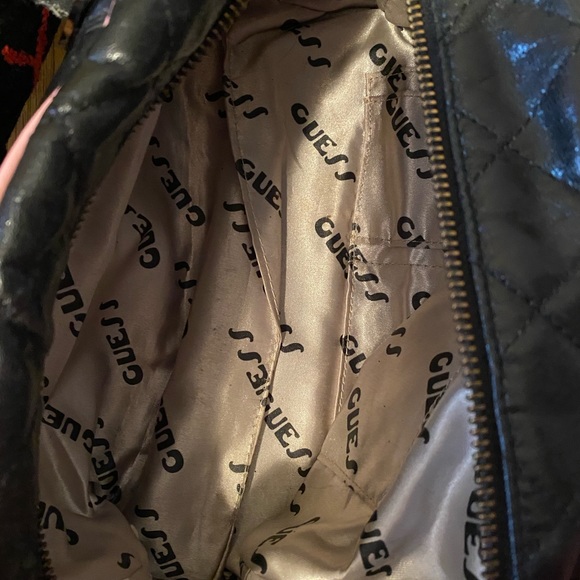 Guess purse - Picture 5 of 5